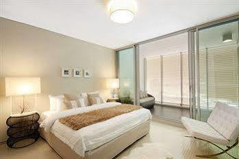 Apartment Hotel - The 150 Apartments Sydney Luaran gambar
